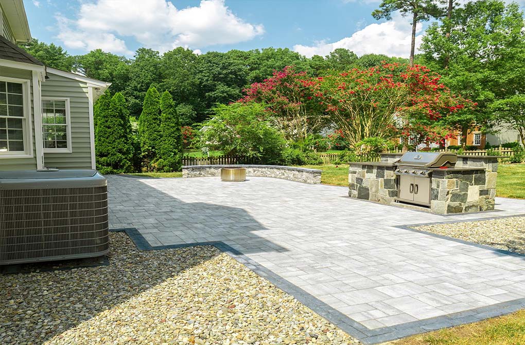 Patio Constructor in Richmond, Patio paver constructor, Driveway installers near me, paver walkway installation